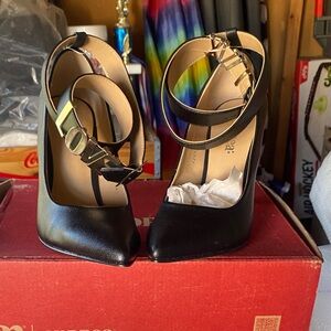 ANDREA brand Black Pointed-Toe Double Ankle Strap Pumps